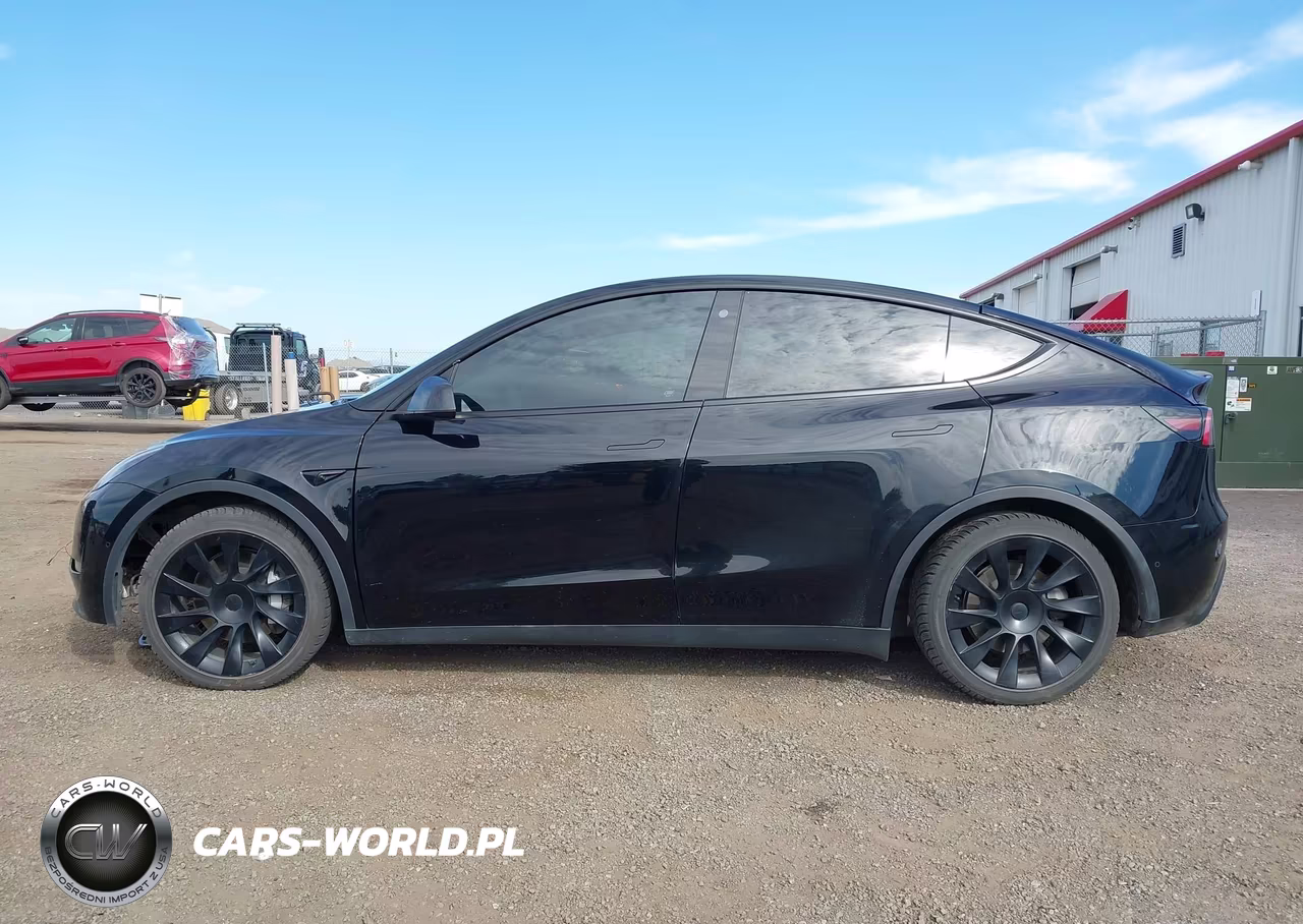 2022 Tesla Model Y Long Range Dual Motor All-Wheel Drive VIN:7SAYGDEE8NF480200 - 14