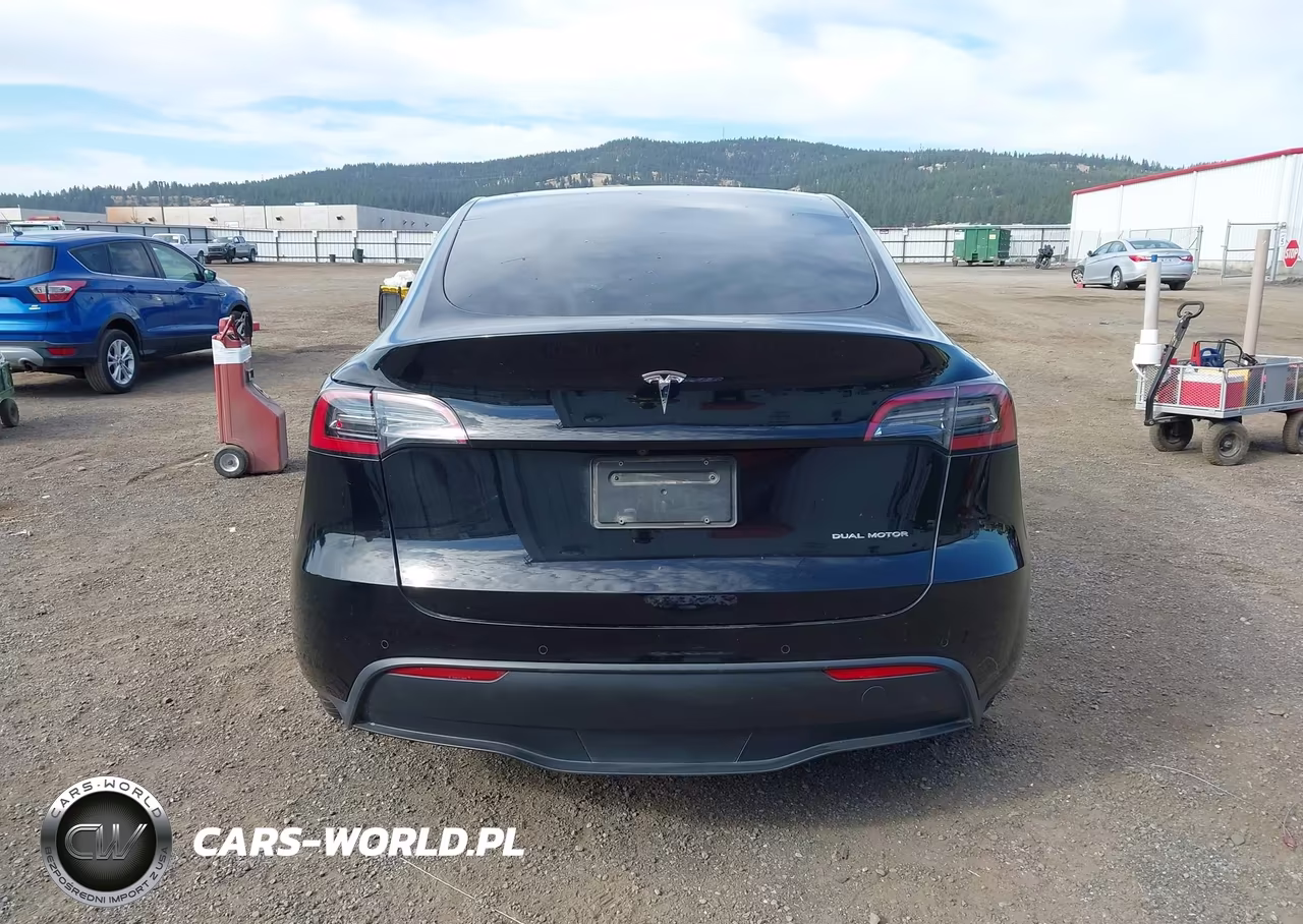 2022 Tesla Model Y Long Range Dual Motor All-Wheel Drive VIN:7SAYGDEE8NF480200 - 16