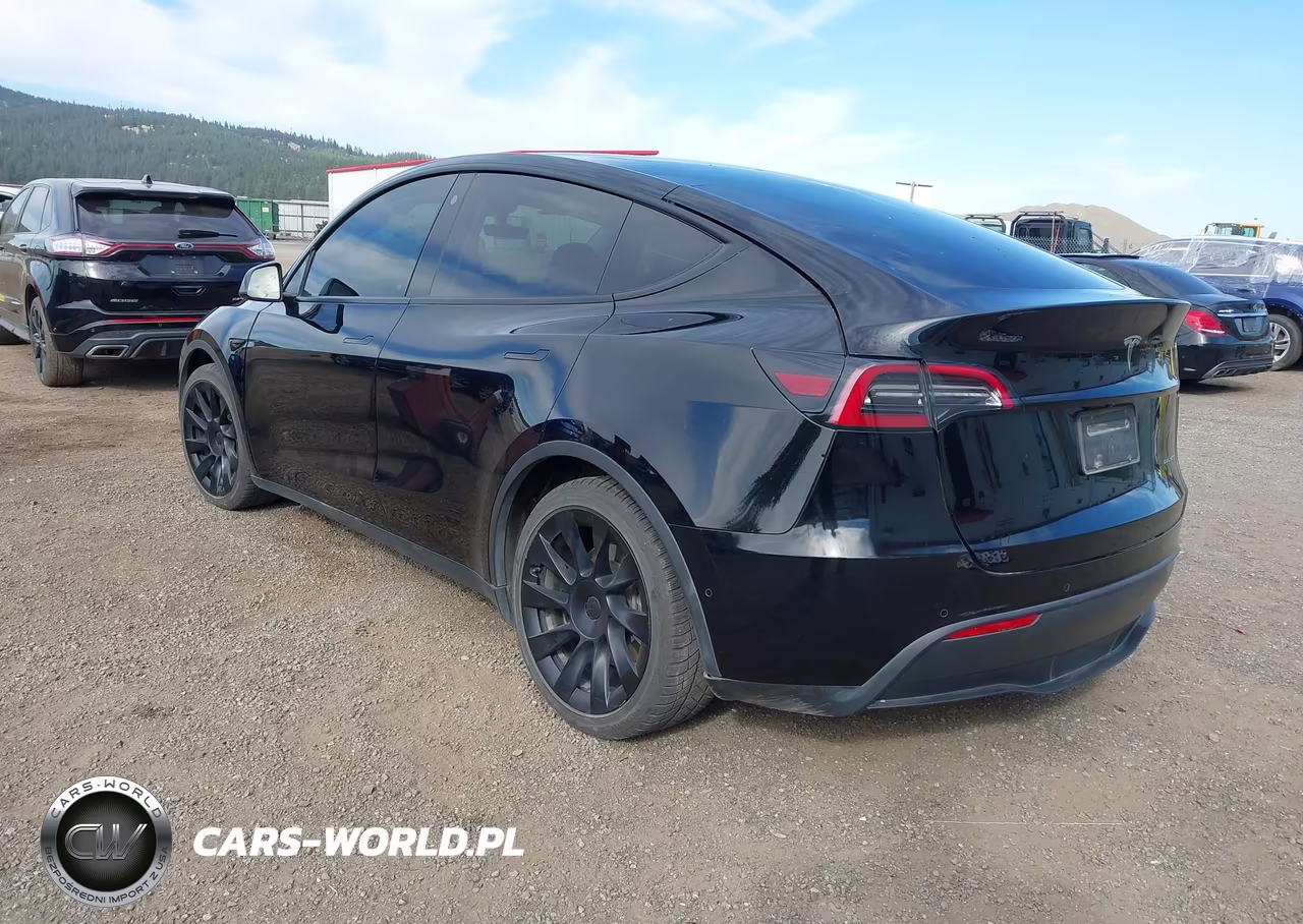 2022 Tesla Model Y Long Range Dual Motor All-Wheel Drive VIN:7SAYGDEE8NF480200 - 3