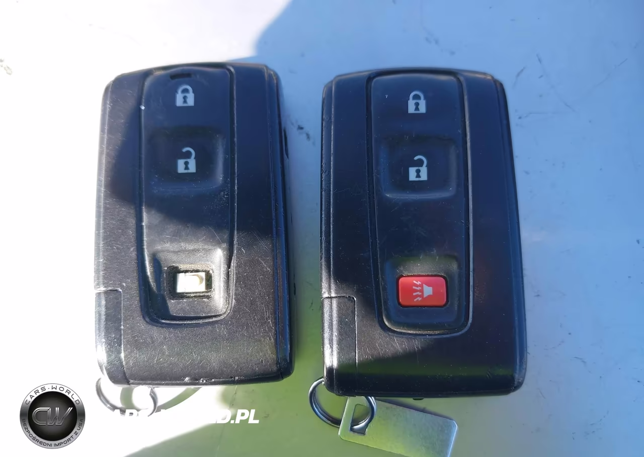 2008 Toyota Prius VIN:JTDKB20U587750837 - 11