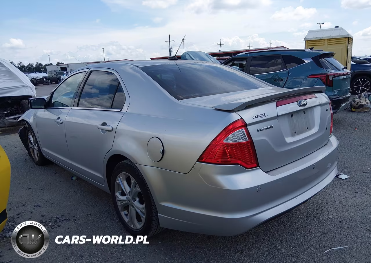 2012 Ford Fusion Se VIN:3FAHP0HA4CR389313 - 3