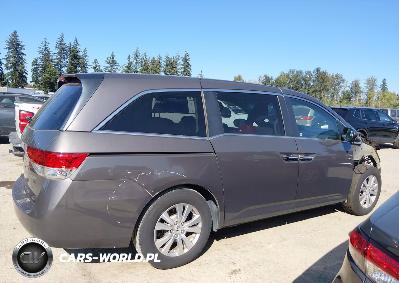 2016 Honda Odyssey Se VIN:5FNRL5H32GB112529 - 13