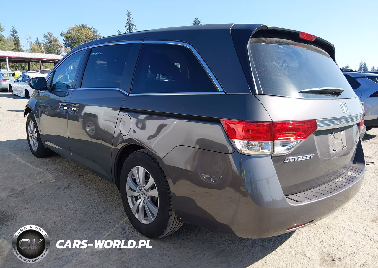 2016 Honda Odyssey Se VIN:5FNRL5H32GB112529 - 3