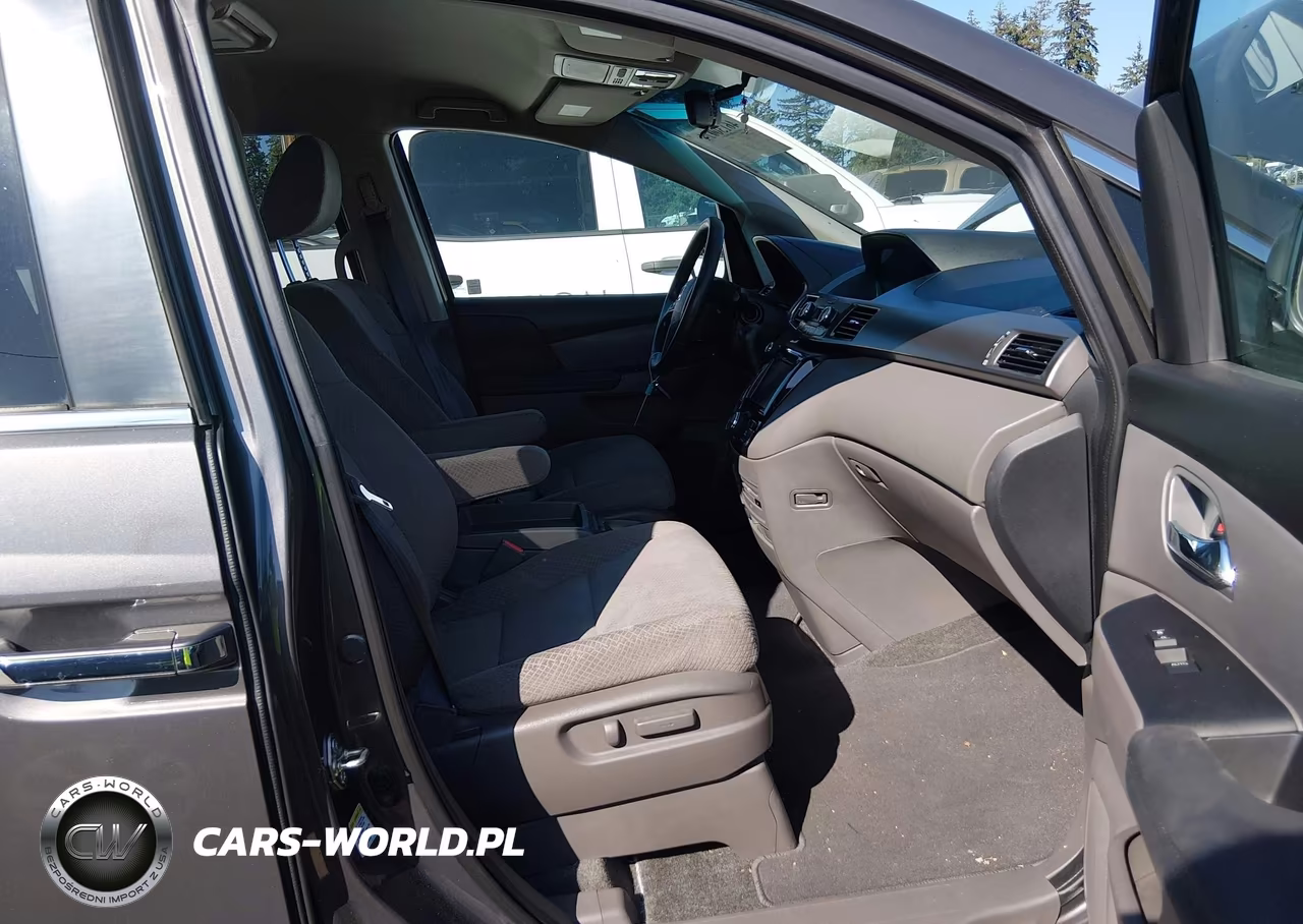 2016 Honda Odyssey Se VIN:5FNRL5H32GB112529 - 5