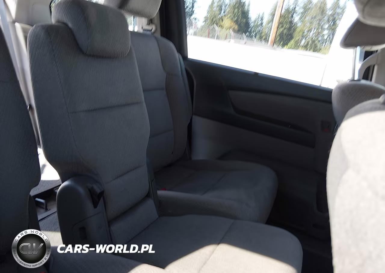 2016 Honda Odyssey Se VIN:5FNRL5H32GB112529 - 8