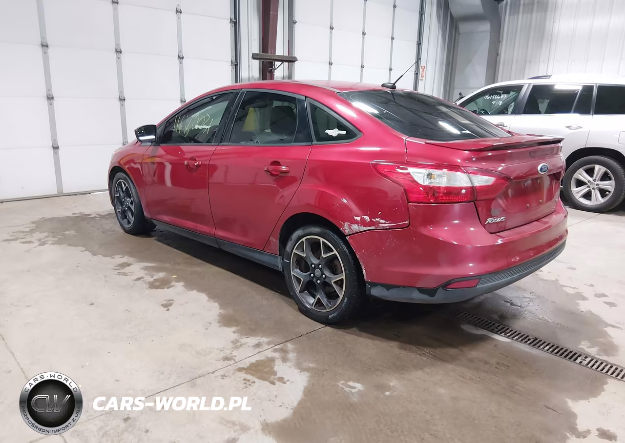 2012 Ford Focus Se VIN:1FAHP3F24CL324151 - 3