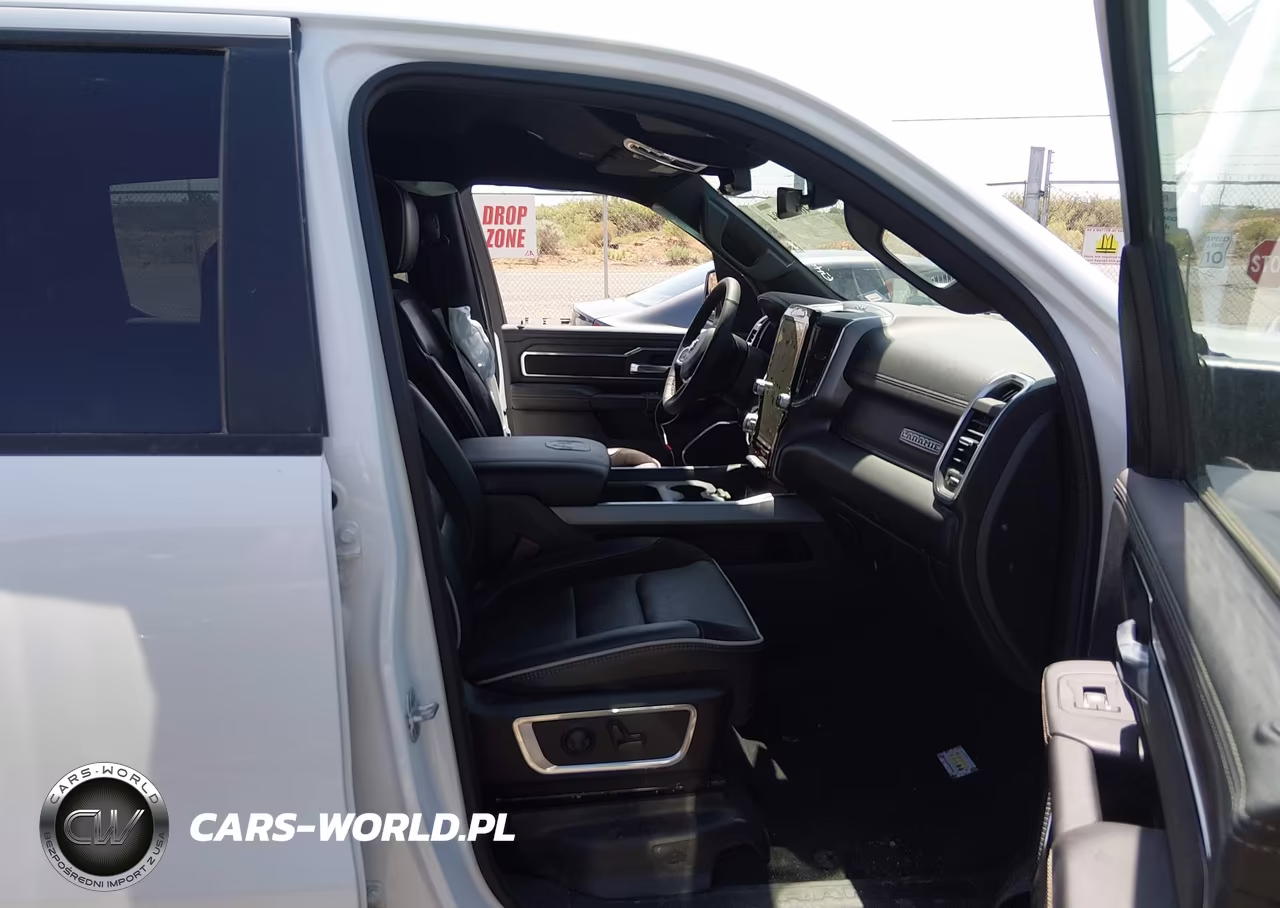 2026 Ram 1500 Laramie VIN:3C6SRFJP9T4175191 - 5