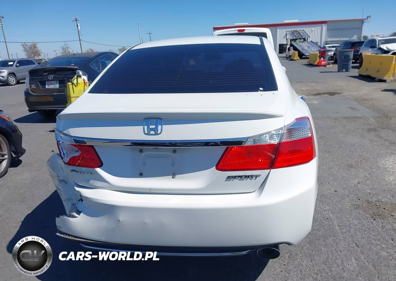 2015 Honda Accord Sport VIN:1HGCR2F55FA160722 - 18