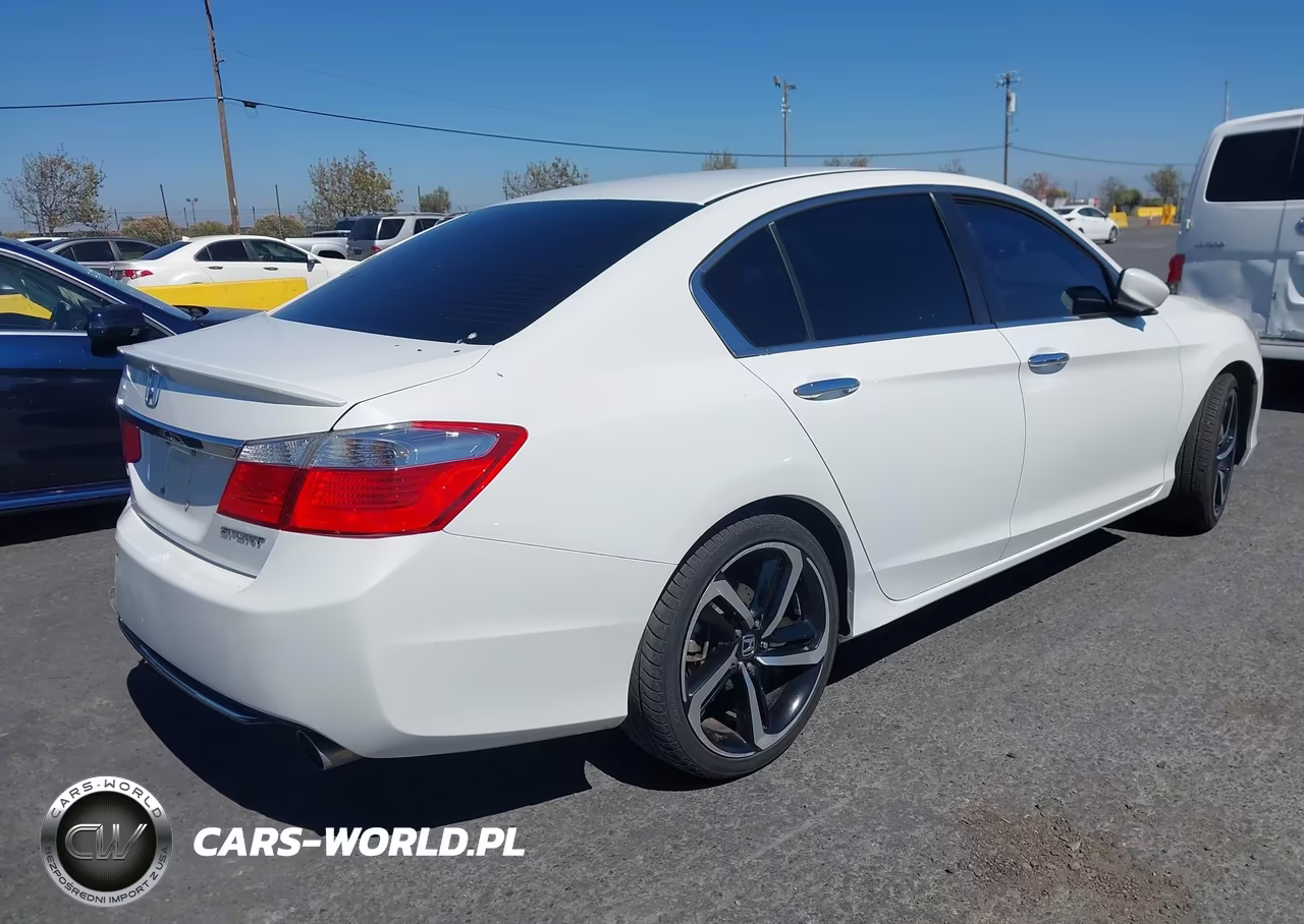 2015 Honda Accord Sport VIN:1HGCR2F55FA160722 - 4