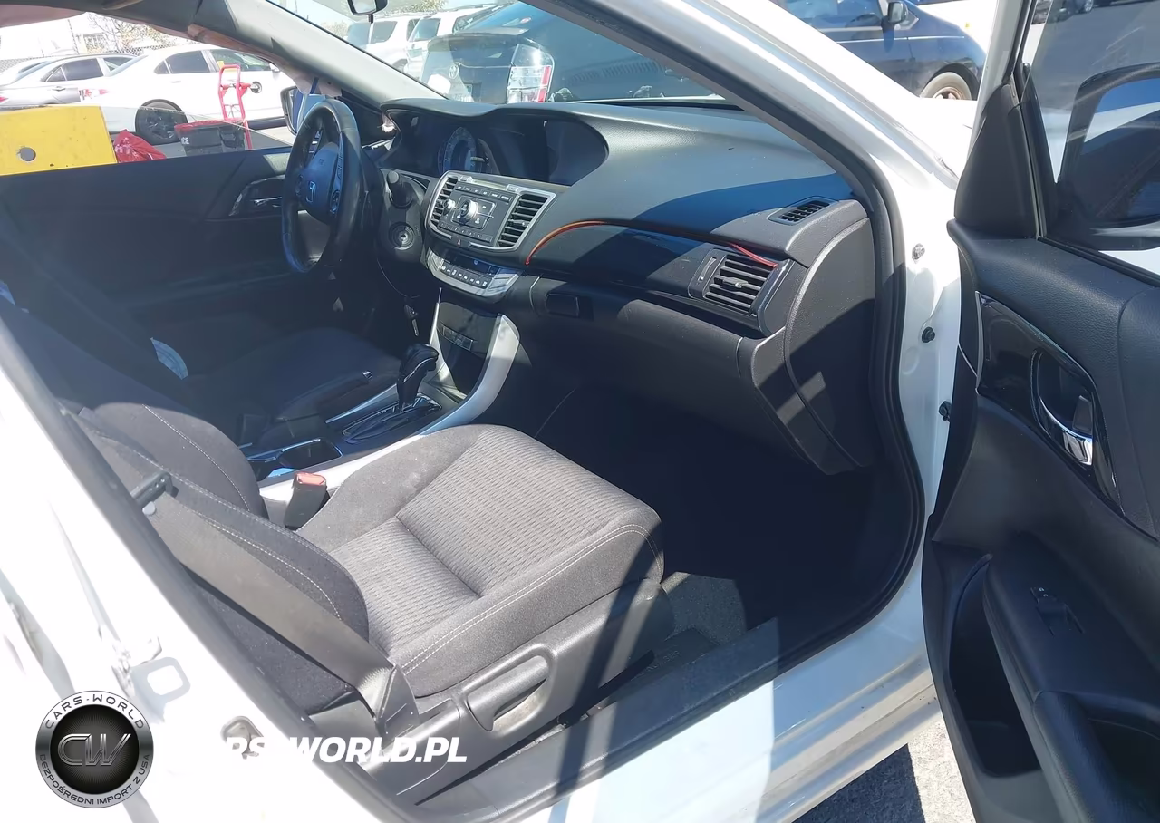 2015 Honda Accord Sport VIN:1HGCR2F55FA160722 - 5