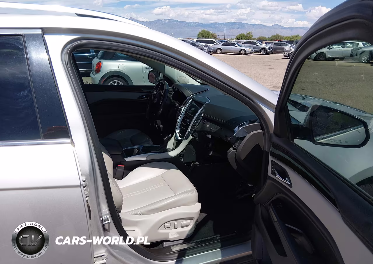 2016 Cadillac Srx Luxury Collection VIN:3GYFNBE33GS573031 - 5