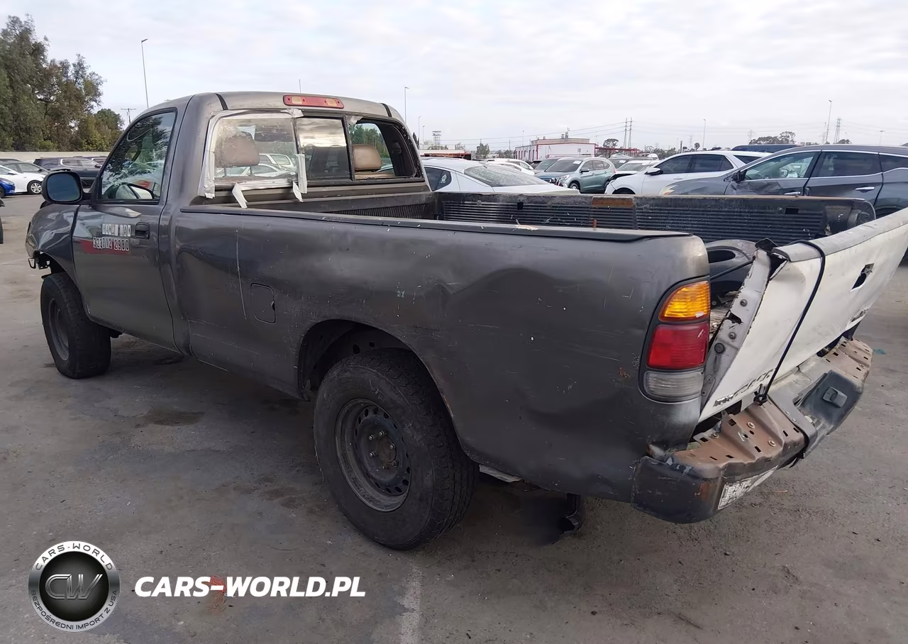 2004 Toyota Tundra VIN:5TBJN32164S438403 - 3