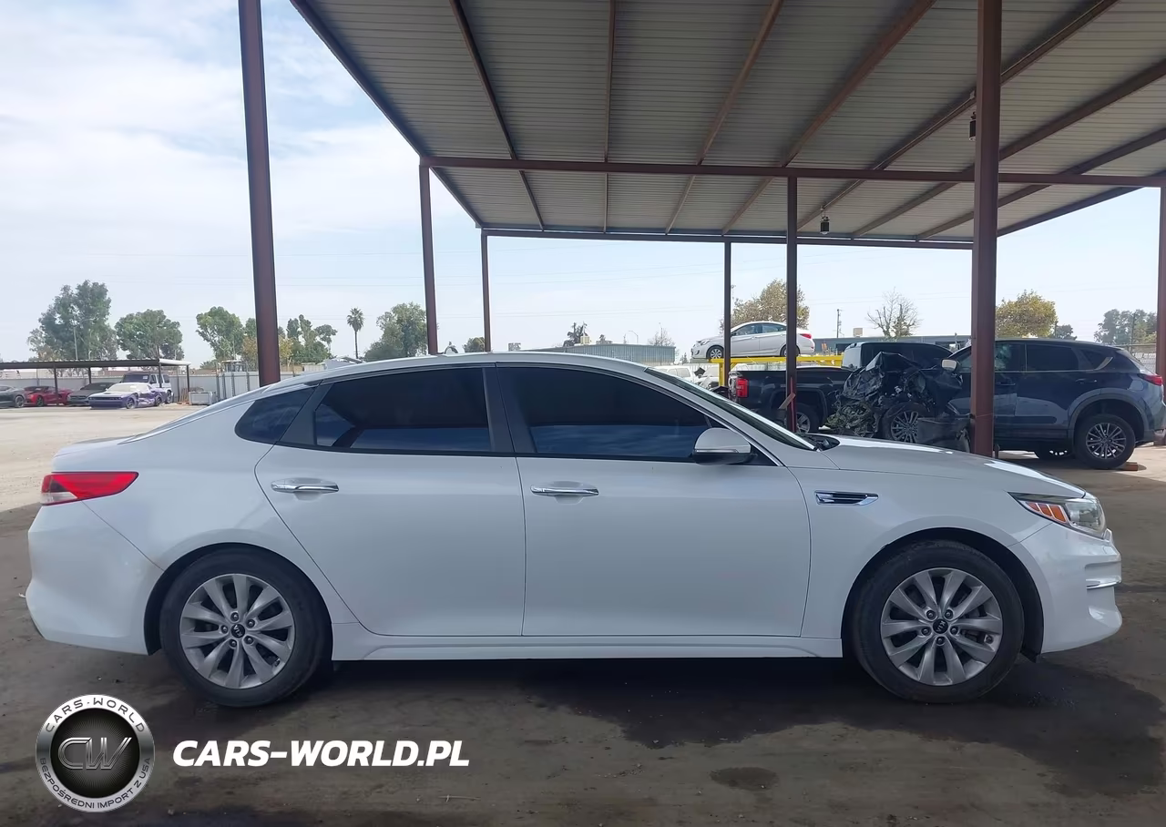 2018 Kia Optima Lx VIN:5XXGT4L33JG260136 - 13