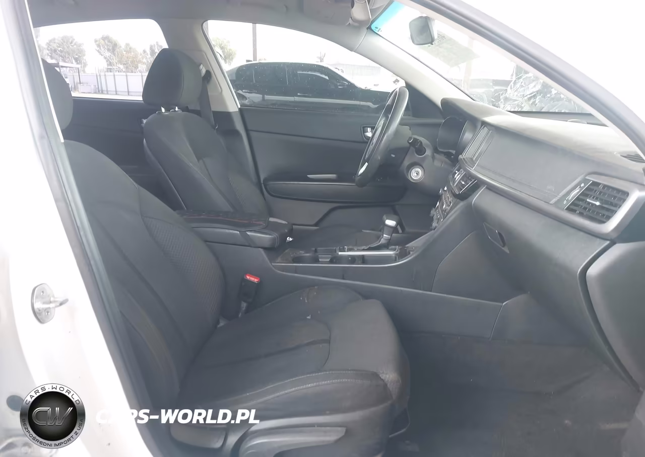 2018 Kia Optima Lx VIN:5XXGT4L33JG260136 - 5