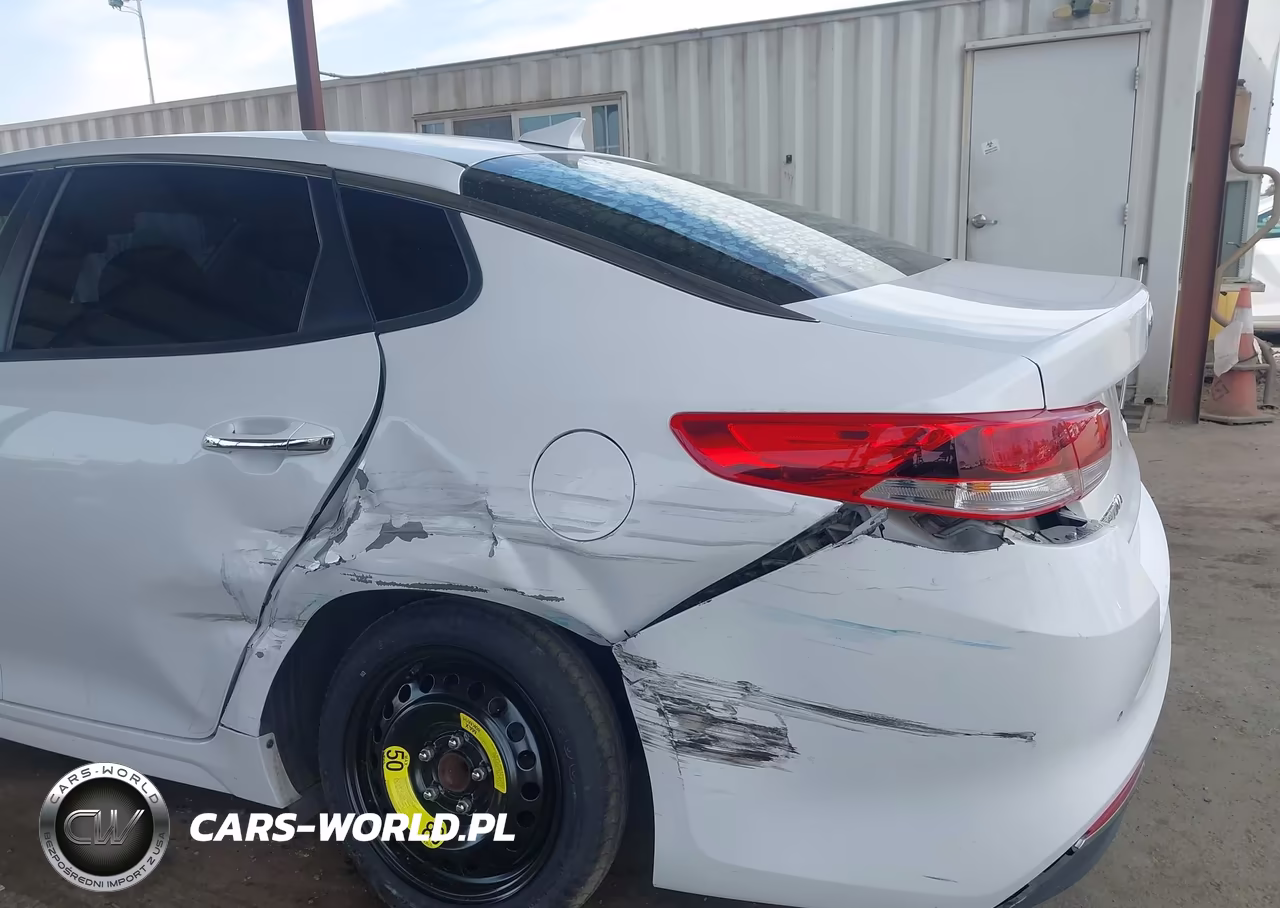 2018 Kia Optima Lx VIN:5XXGT4L33JG260136 - 6