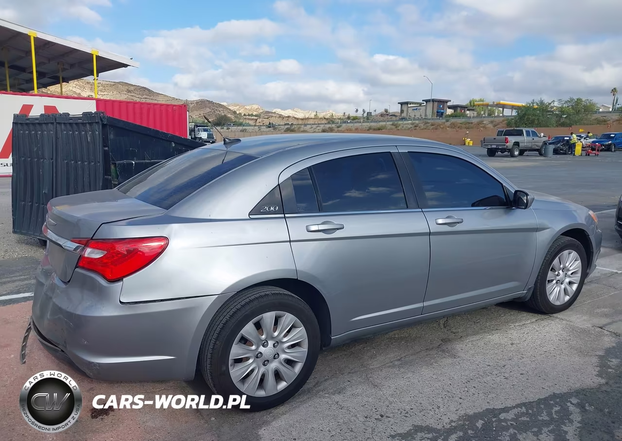 2013 Chrysler 200 Lx VIN:1C3CCBAB8DN686835 - 15