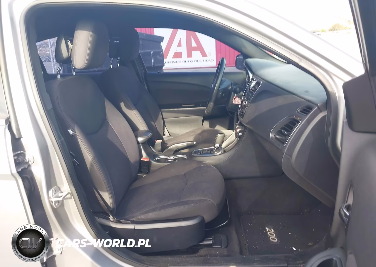 2013 Chrysler 200 Lx VIN:1C3CCBAB8DN686835 - 5