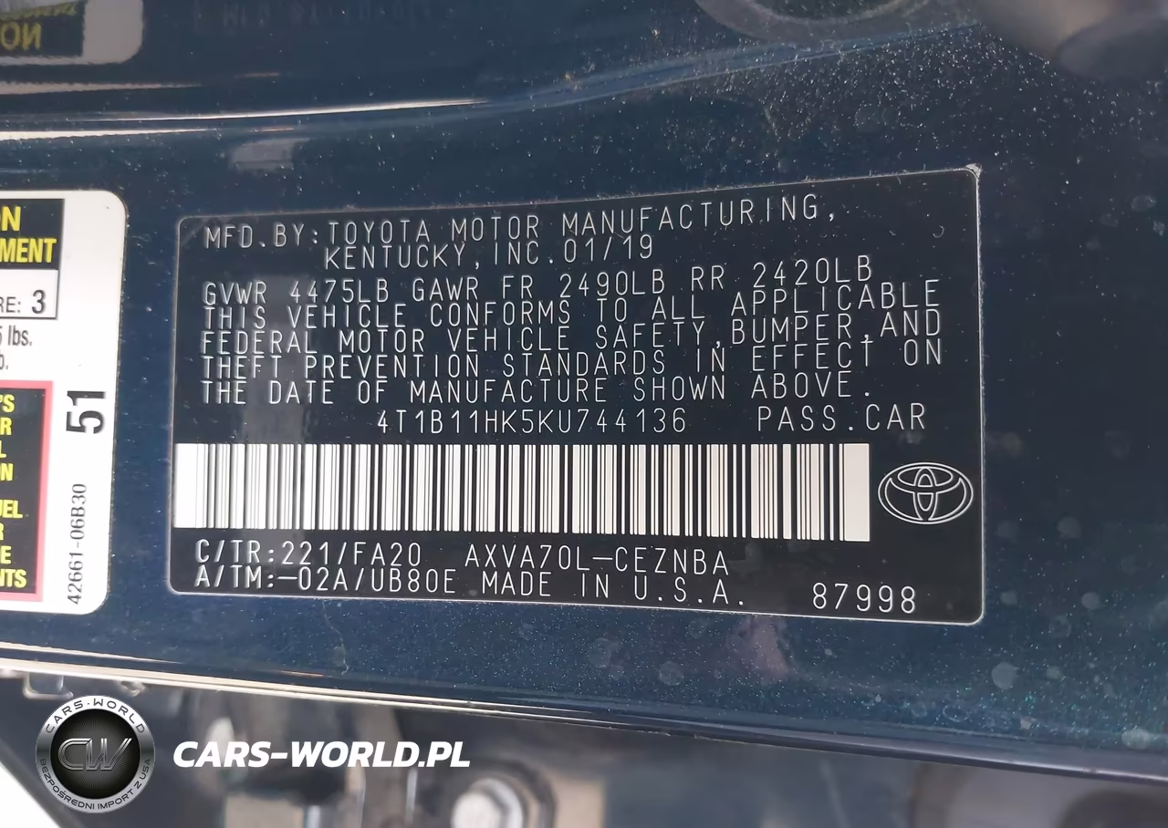 2019 Toyota Camry Le VIN:4T1B11HK5KU744136 - 9