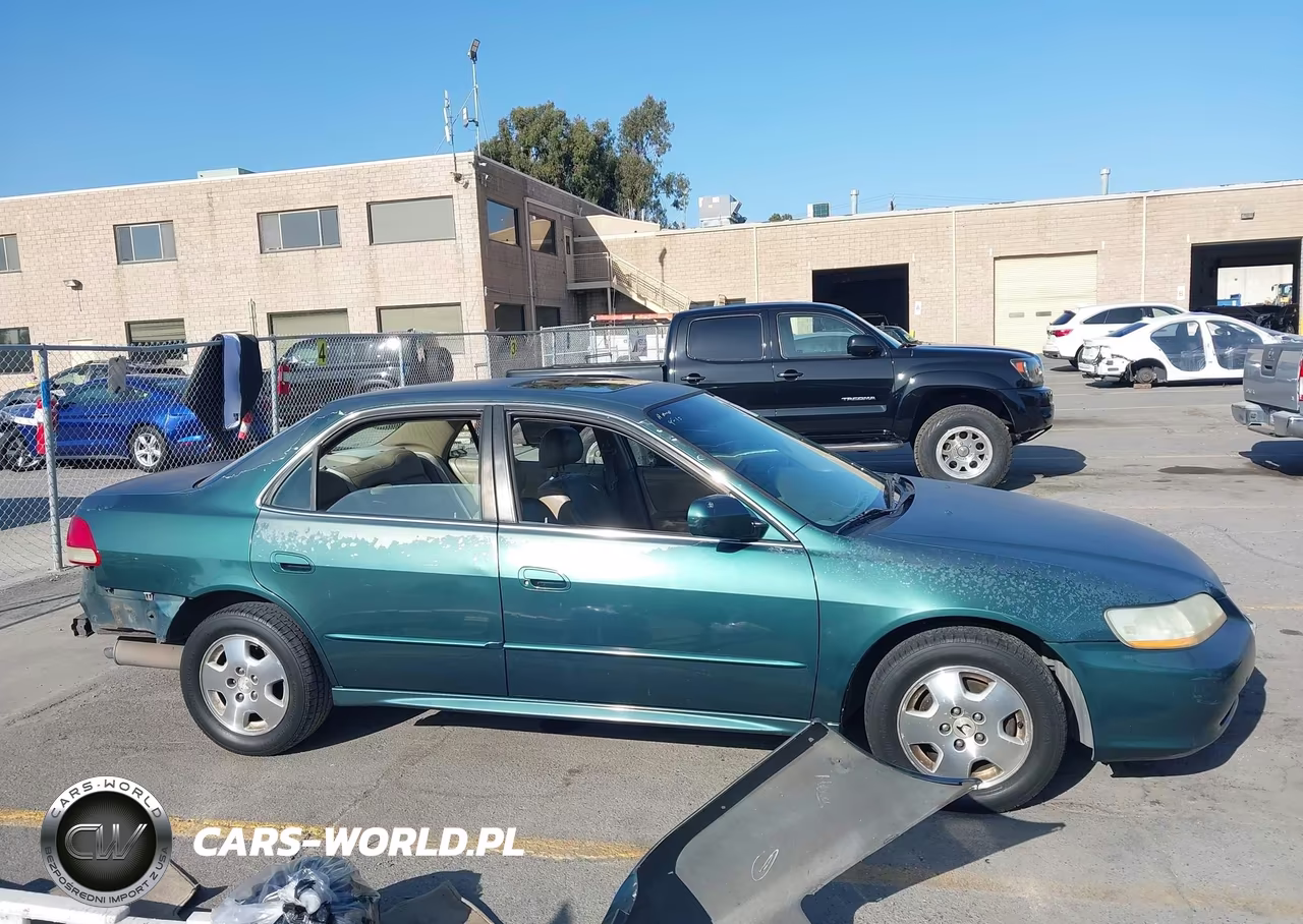 2002 Honda Accord 3.0 Ex VIN:1HGCG16582A081054 - 14
