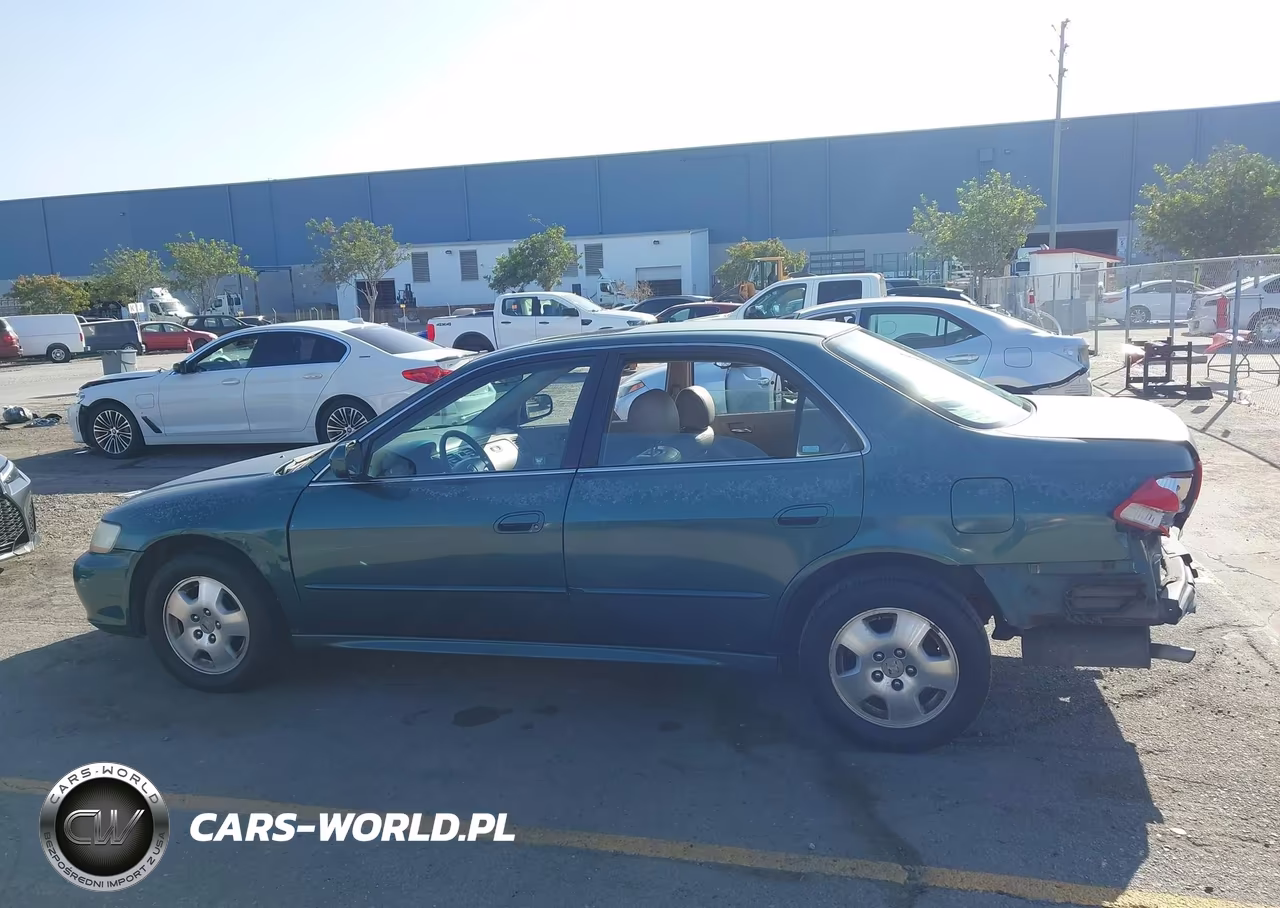 2002 Honda Accord 3.0 Ex VIN:1HGCG16582A081054 - 15