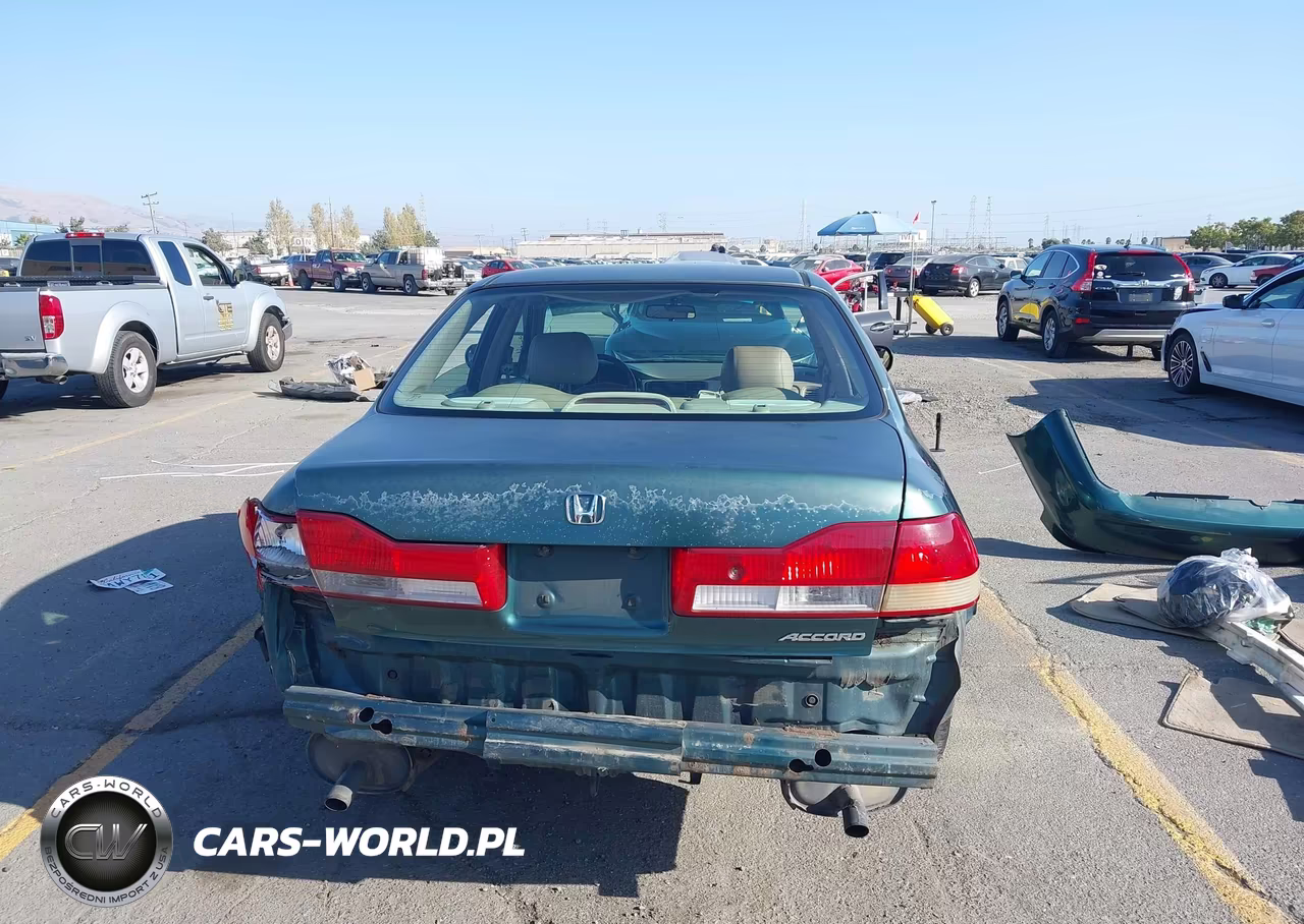 2002 Honda Accord 3.0 Ex VIN:1HGCG16582A081054 - 17