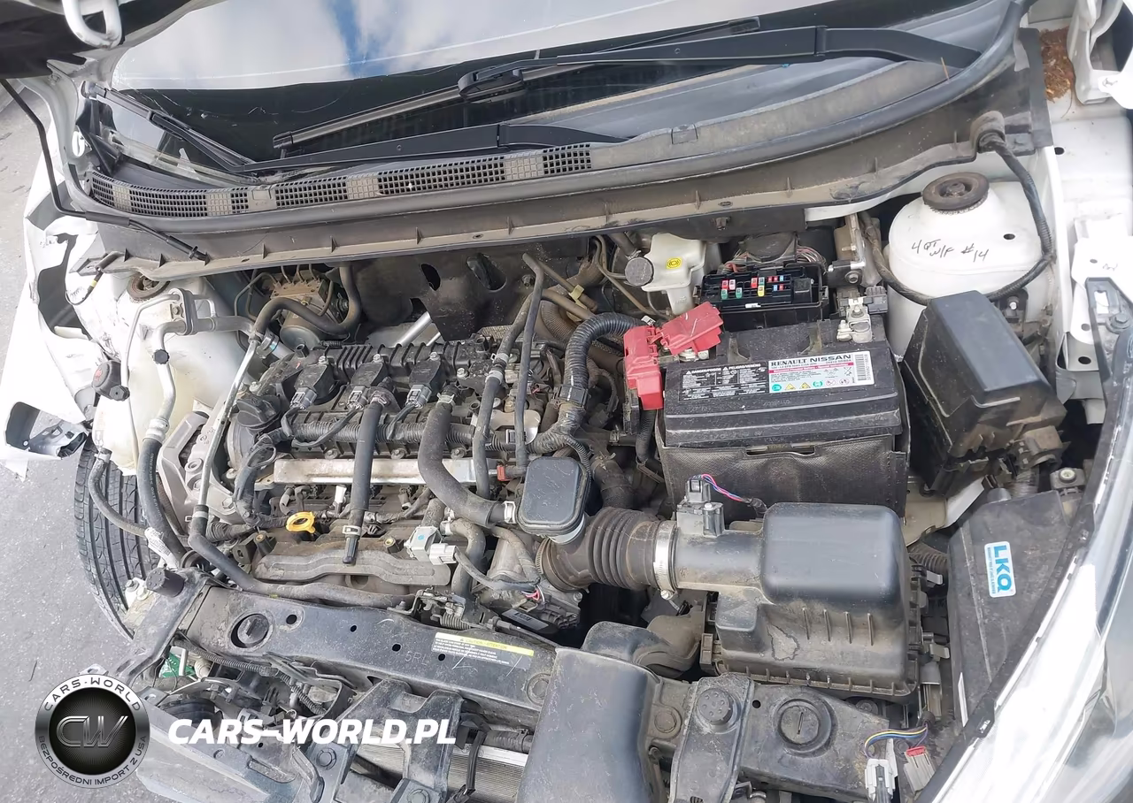 2019 Nissan Kicks Sr VIN:3N1CP5CU8KL545750 - 19