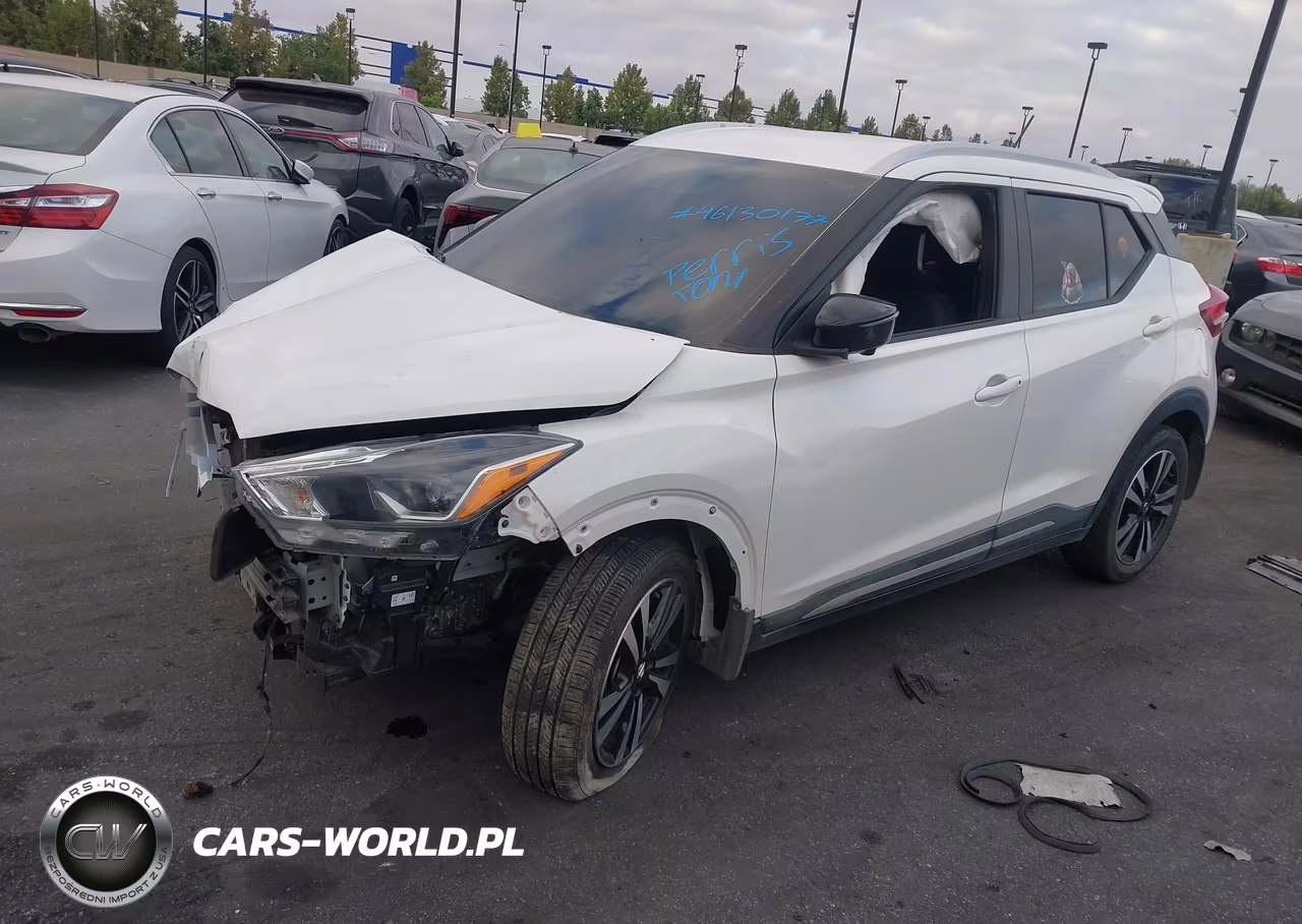 2019 Nissan Kicks Sr VIN:3N1CP5CU8KL545750 - 2