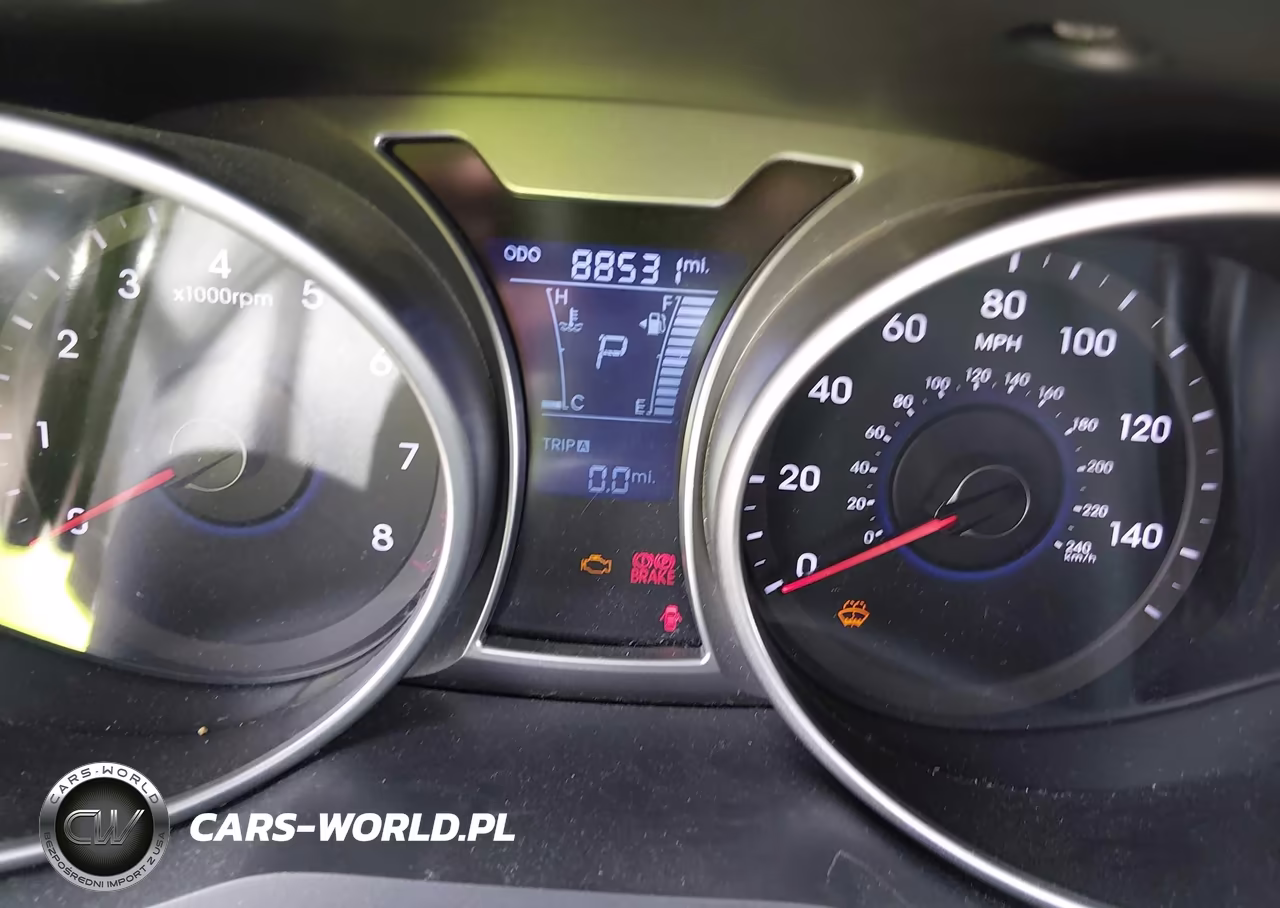 2016 Hyundai Veloster VIN:KMHTC6AD5GU295877 - 7
