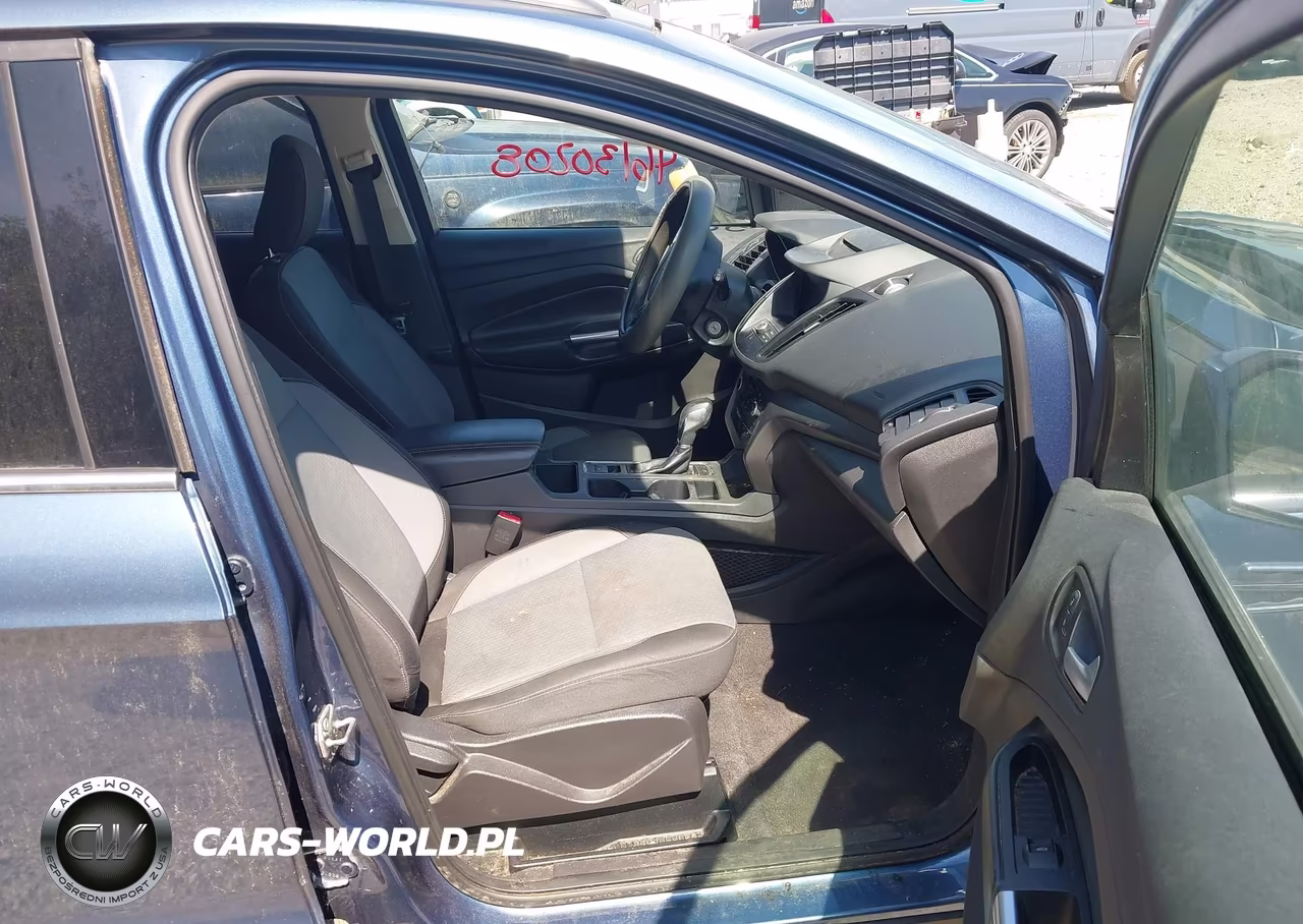 2018 Ford Escape Se VIN:1FMCU9GD1JUB17025 - 5