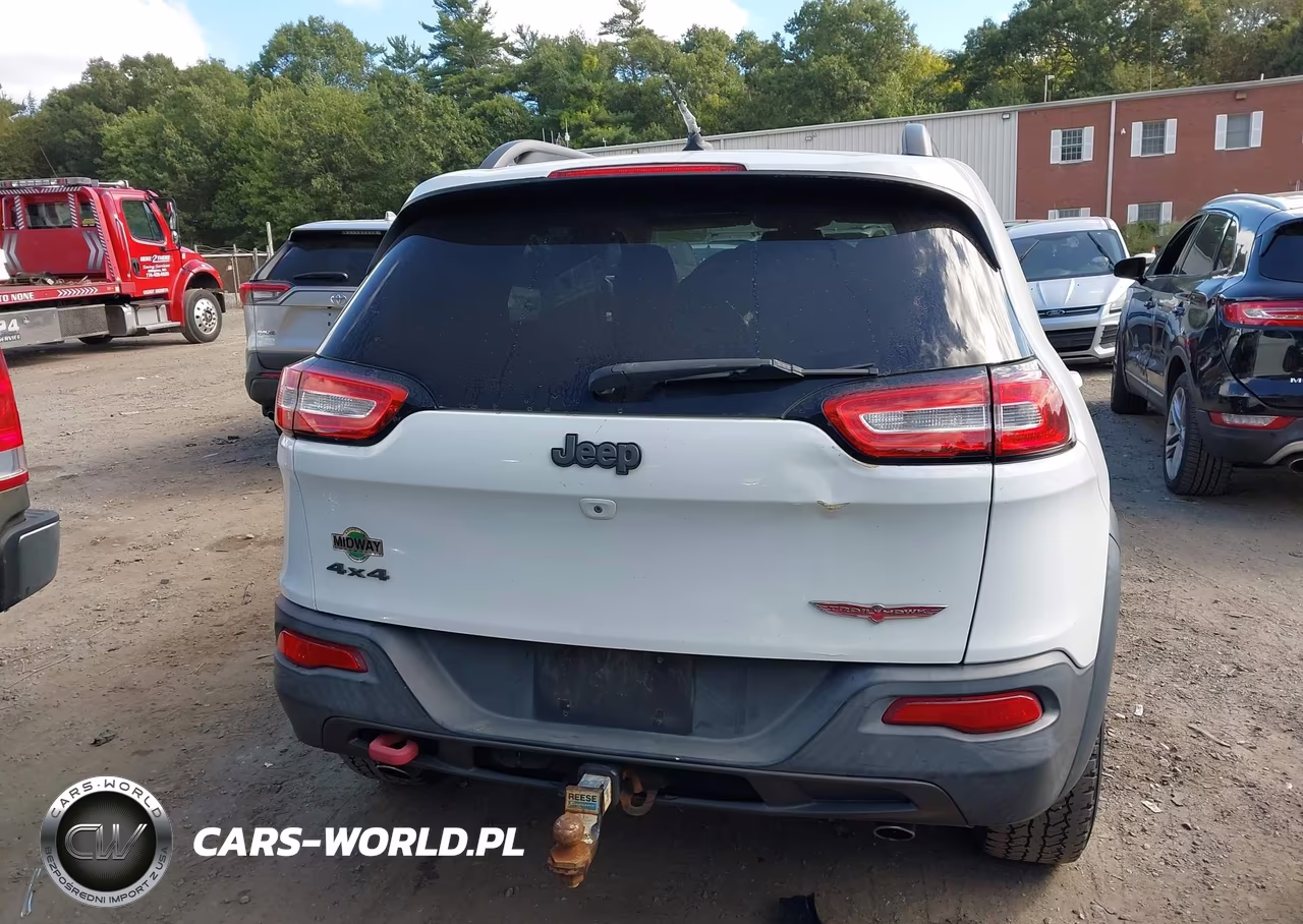 2015 Jeep Cherokee Trailhawk VIN:1C4PJMBS3FW570968 - 17