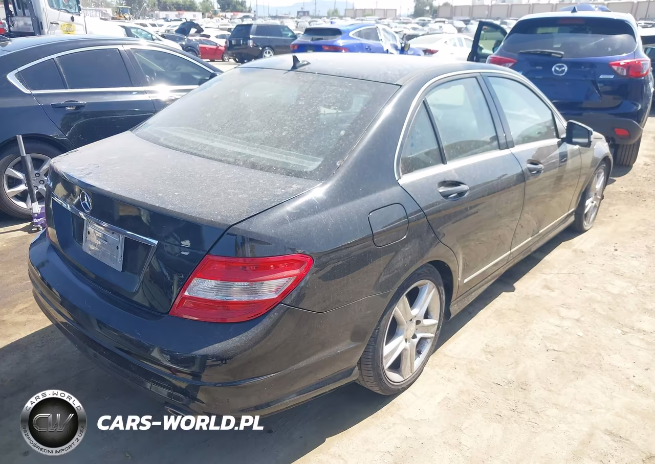 2010 Mercedes-Benz C 300 Sport VIN:WDDGF5EBXAF365052 - 4