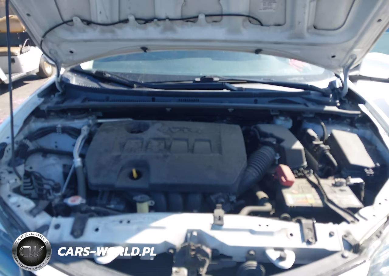 2019 Toyota Corolla Xse VIN:2T1BURHE7KC196173 - 10