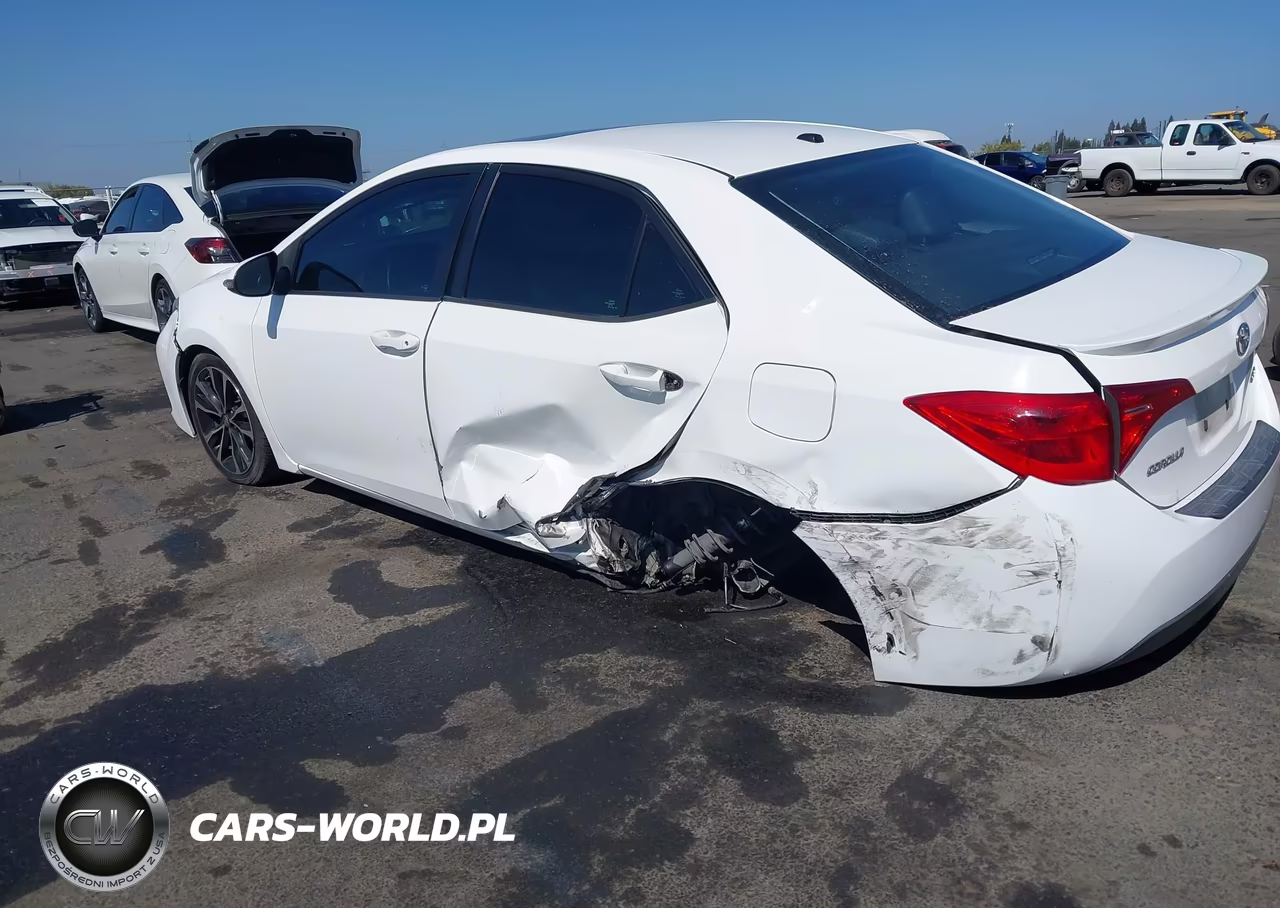 2019 Toyota Corolla Xse VIN:2T1BURHE7KC196173 - 3