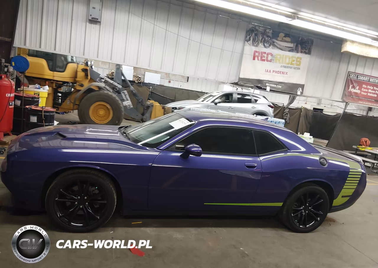 2016 Dodge Challenger Sxt Plus VIN:2C3CDZAGXGH202632 - 14