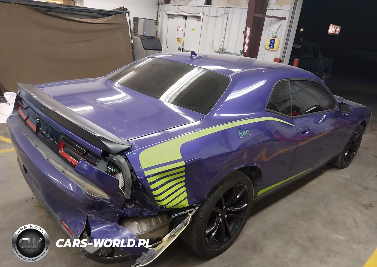 2016 Dodge Challenger Sxt Plus VIN:2C3CDZAGXGH202632 - 4