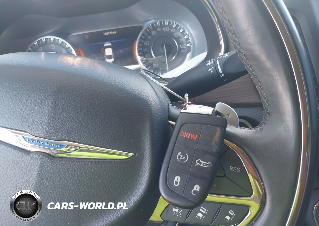 2015 Chrysler 200 C VIN:1C3CCCEG0FN601775 - 11