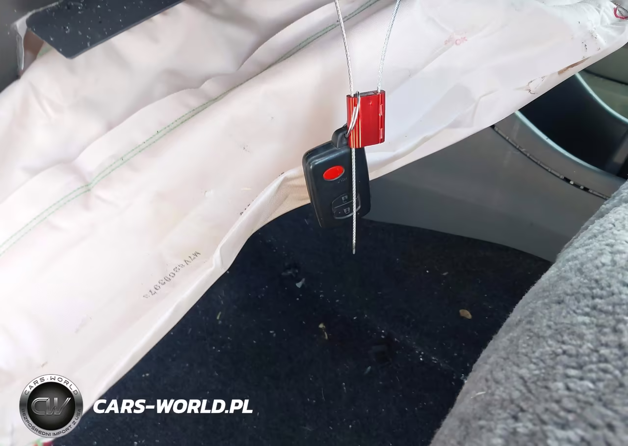 2013 Toyota Prius V Five VIN:JTDZN3EU1D3264497 - 11