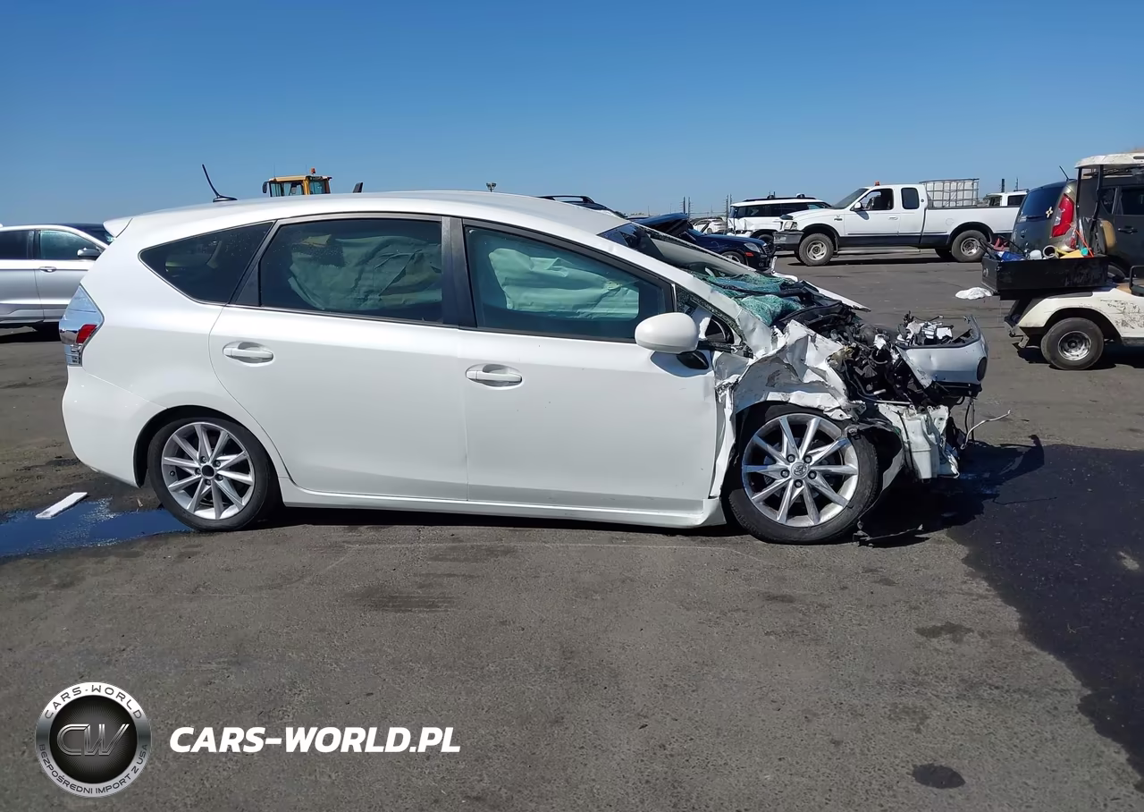 2013 Toyota Prius V Five VIN:JTDZN3EU1D3264497 - 13