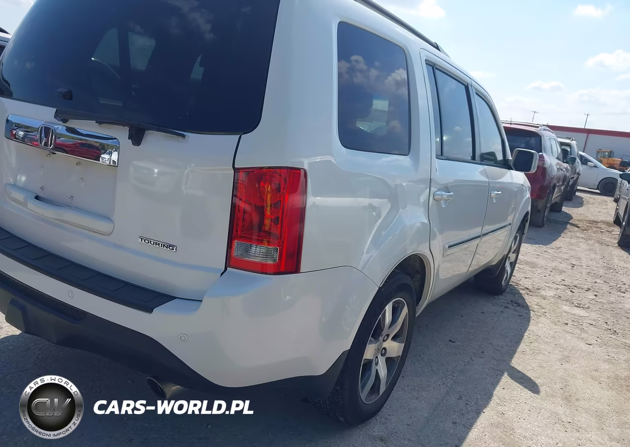 2013 Honda Pilot Touring VIN:5FNYF3H92DB004127 - 4