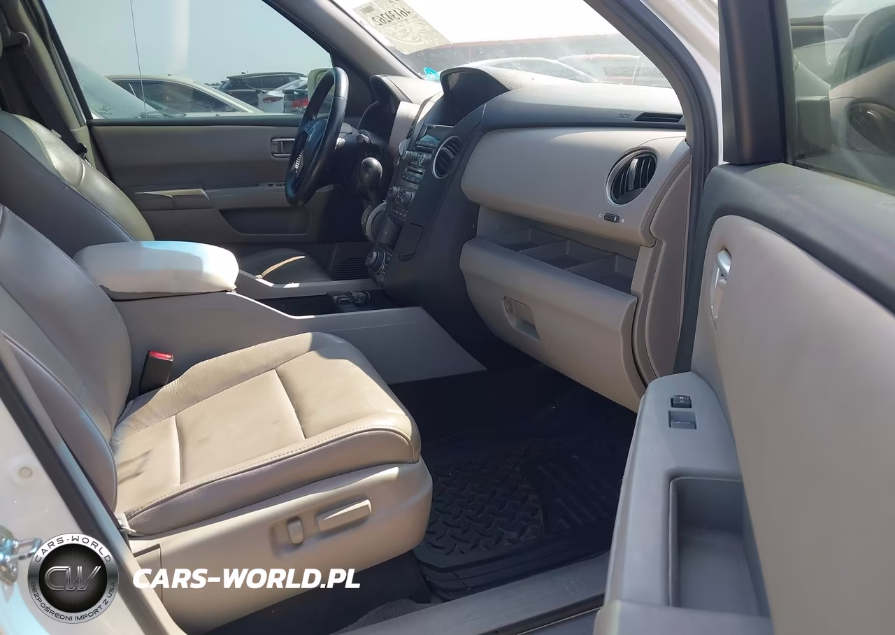 2013 Honda Pilot Touring VIN:5FNYF3H92DB004127 - 5