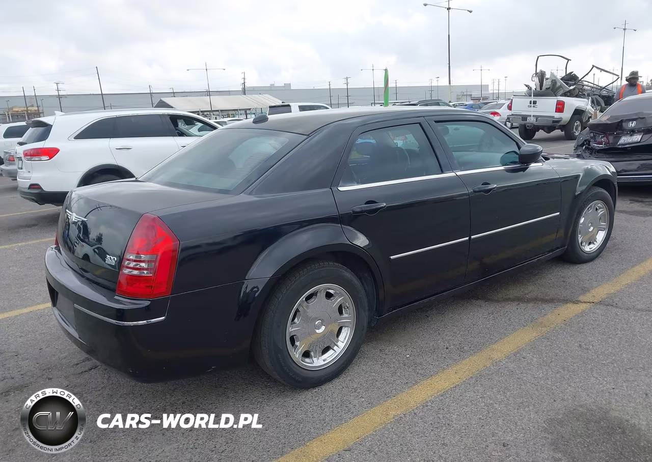 2006 Chrysler 300 Touring VIN:2C3LA53G36H106564 - 4