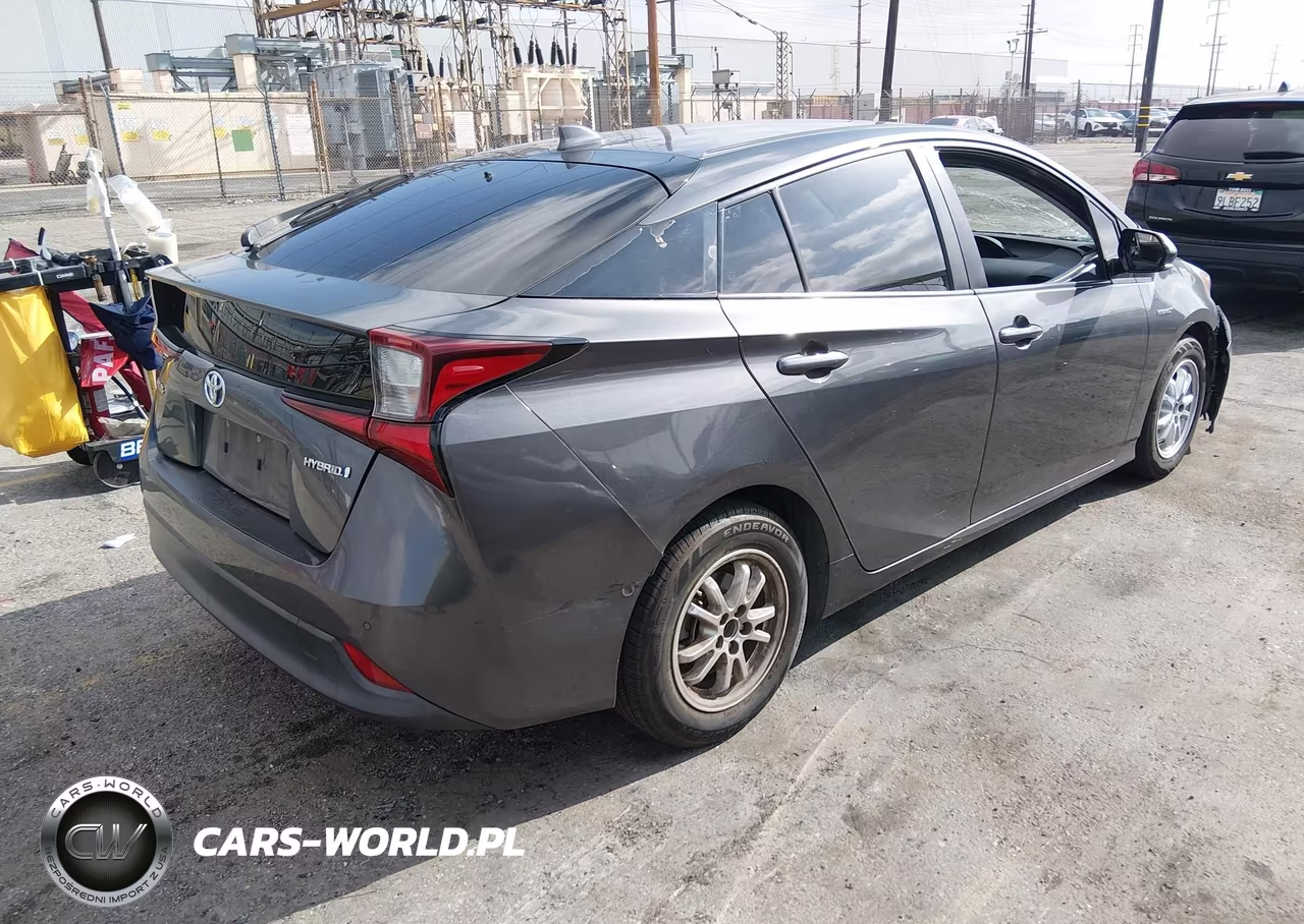 2019 Toyota Prius Le VIN:JTDKARFU7K3080550 - 4