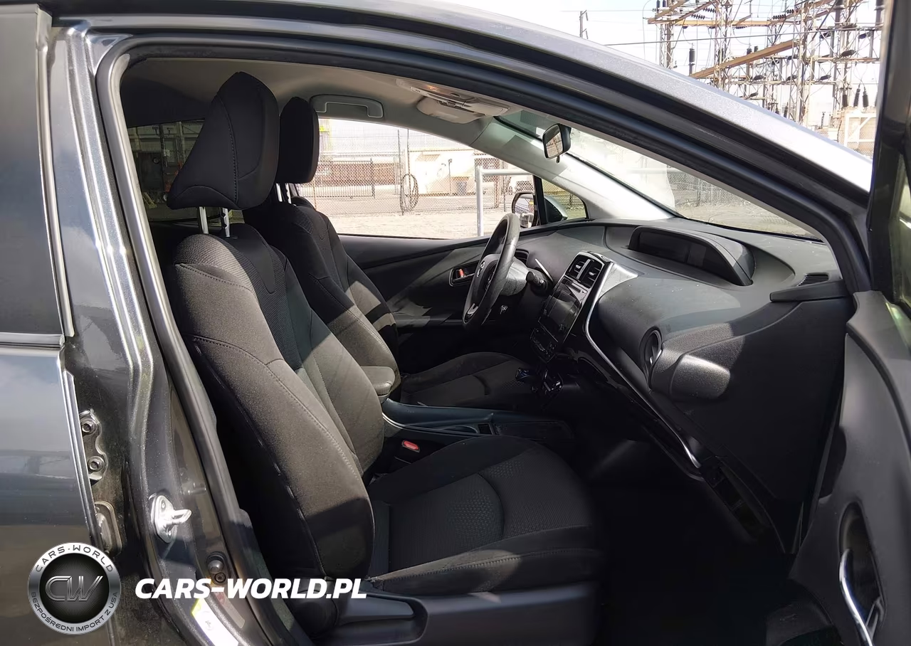 2019 Toyota Prius Le VIN:JTDKARFU7K3080550 - 5