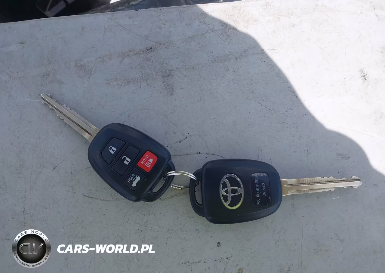 2017 Toyota Camry Le VIN:4T1BF1FK5HU340881 - 11