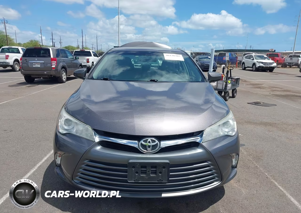 2017 Toyota Camry Le VIN:4T1BF1FK5HU340881 - 12
