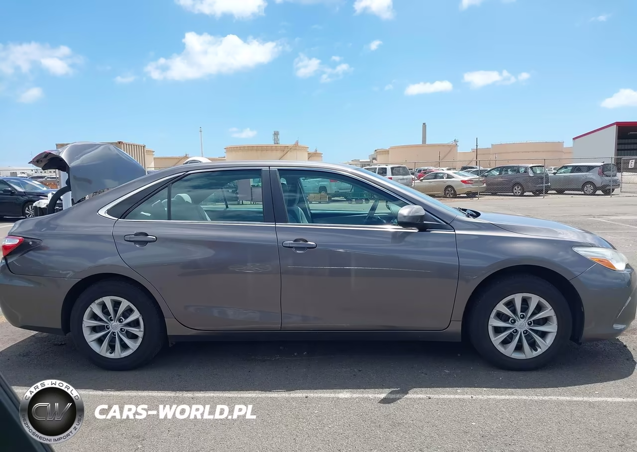 2017 Toyota Camry Le VIN:4T1BF1FK5HU340881 - 13