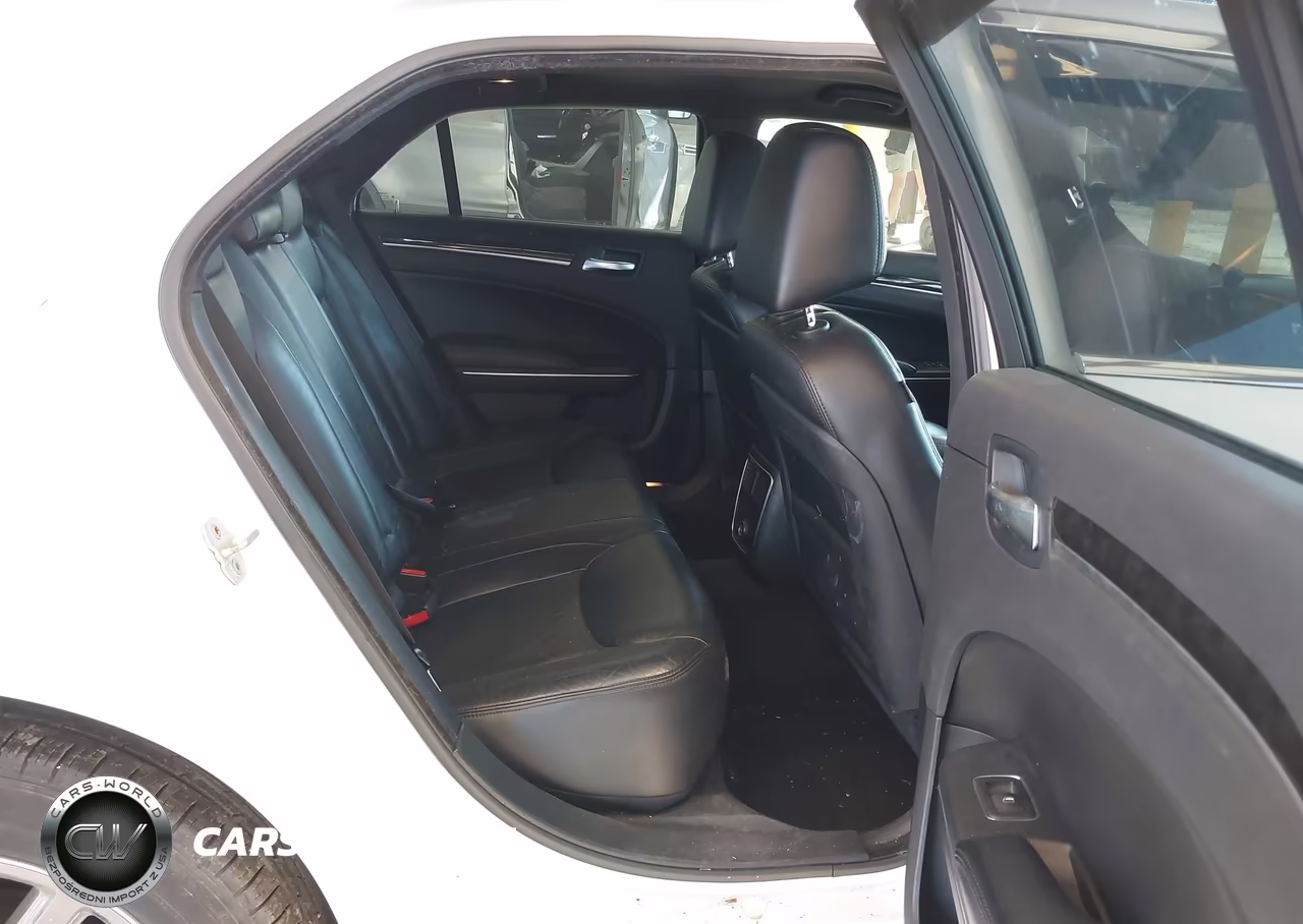 2011 Chrysler 300 Limited VIN:2C3CA5CG8BH547116 - 8