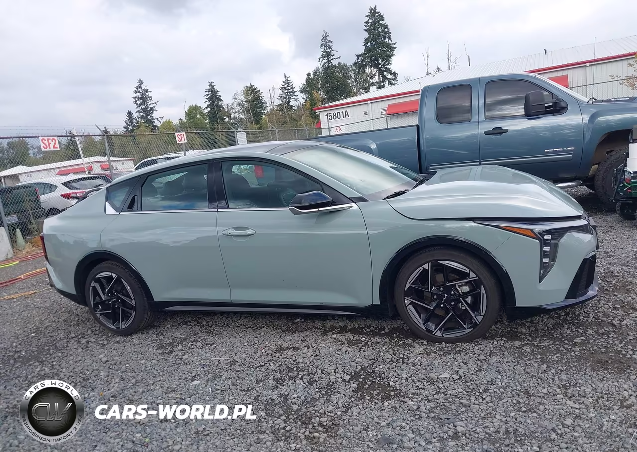 2025 Kia K4 Gt-Line VIN:3KPFW4DE4SE165887 - 13
