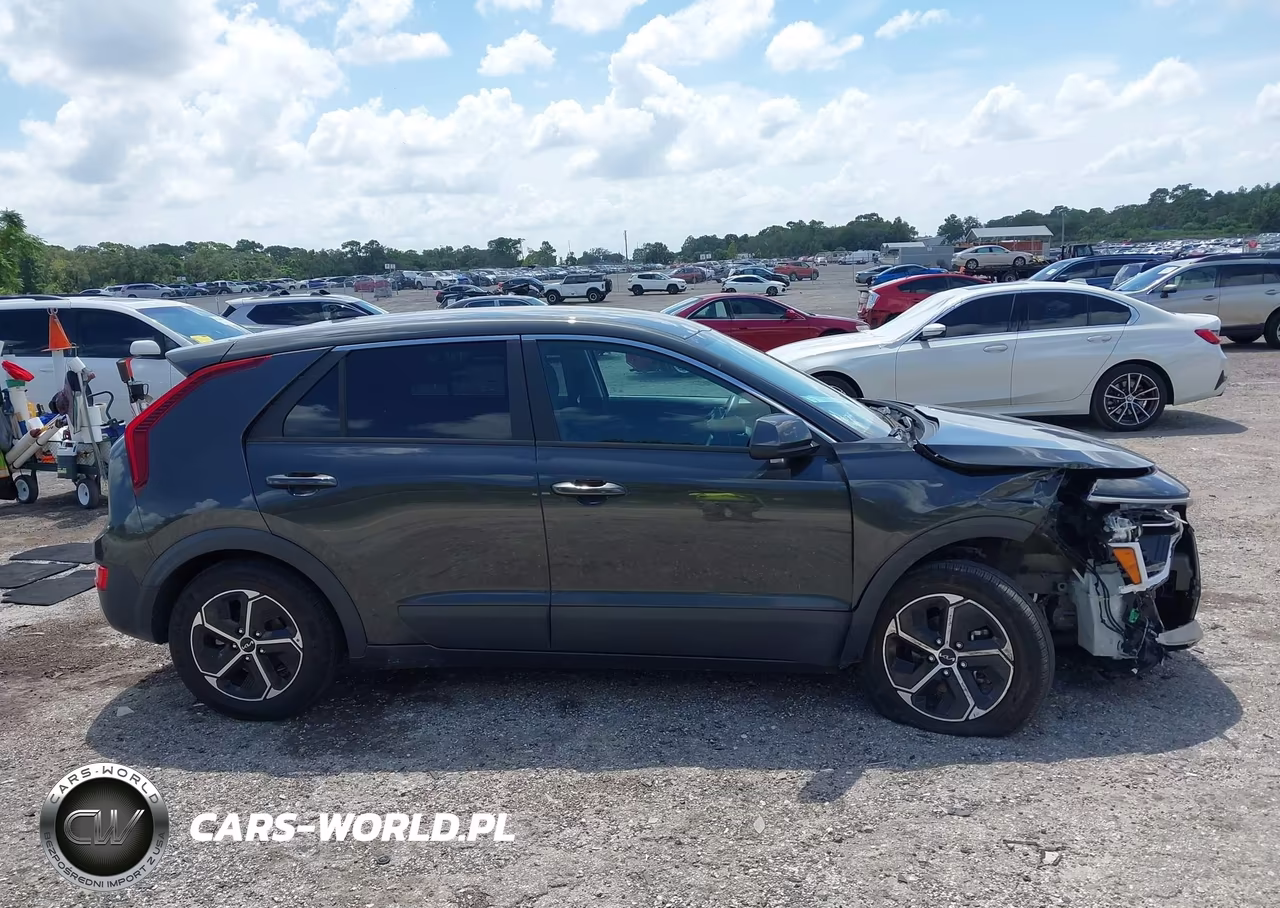 2023 Kia Niro Lx VIN:KNDCP3LEXP5097996 - 13