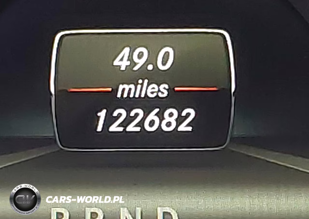 2013 Mercedes-Benz E 550 VIN:WDDKJ7DB1DF204096 - 16